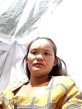 Snapshot of xinhxinhcute chatting on September 28, 2025, 10:39 pm xinhxinhcute online show from September 28, 2025, 10:39 pm