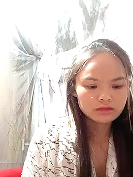 Snapshot of xinhxinhcute chatting on October 3, 2025, 9:49 pm xinhxinhcute online show from October 3, 2025, 9:49 pm