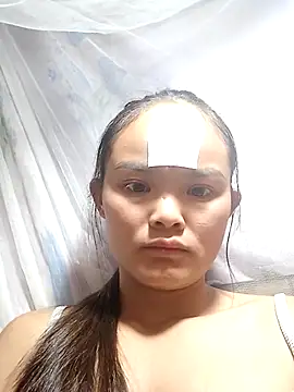 Snapshot of xinhxinhcute chatting on October 30, 2025, 10:28 pm xinhxinhcute online show from October 30, 2025, 10:28 pm