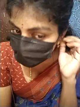 Snapshot of Nithiila chatting on October 29, 2025, 8:02 am Nithiila online show from October 29, 2025, 8:02 am