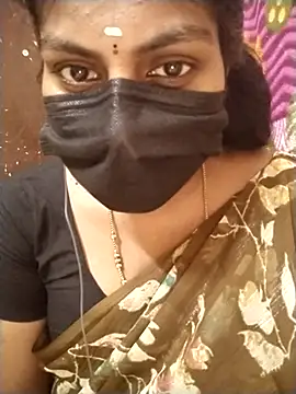 Snapshot of Nithiila chatting on November 8, 2025, 5:22 am Nithiila online show from November 8, 2025, 5:22 am