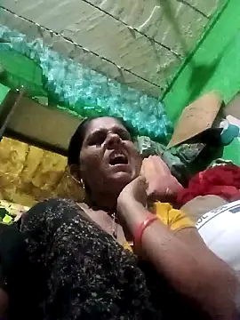 Snapshot of Hot_rachnasexy chatting on April 13, 2026, 5:28 pm Hot rachnasexy online show from April 13, 2026, 5:28 pm