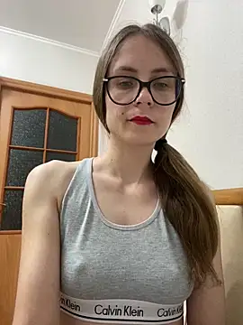 Snapshot of SophieDesire chatting on September 19, 2025, 9:08 pm SophieDesire online show from September 19, 2025, 9:08 pm