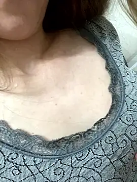 Snapshot of SophieDesire chatting on September 18, 2025, 8:56 pm SophieDesire online show from September 18, 2025, 8:56 pm