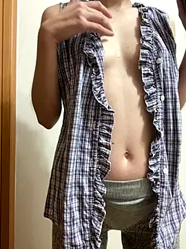 Snapshot of SophieDesire chatting on September 28, 2025, 9:44 pm SophieDesire online show from September 28, 2025, 9:44 pm