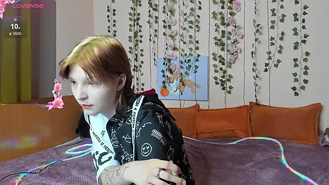 AudreyyKim online show from December 2, 2025, 8:16 am