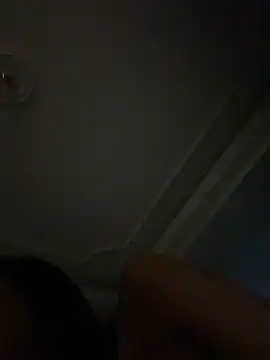 GiorgiaLuxee online show from November 16, 2025, 11:04 am