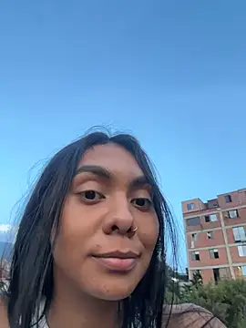 GiorgiaLuxee online show from November 9, 2025, 10:47 pm