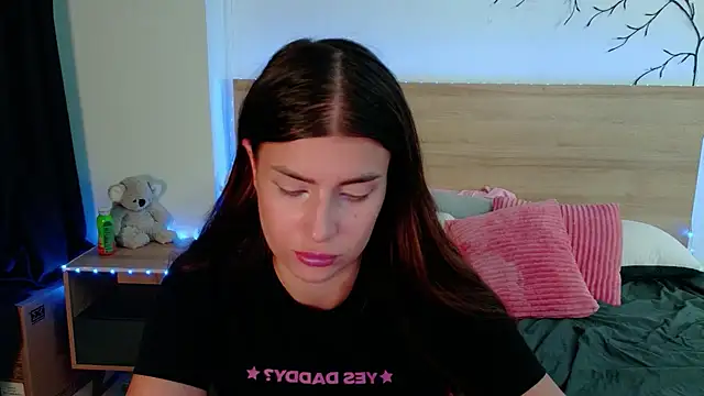 Snapshot of Bella_Davis_love chatting on December 13, 2025, 8:04 pm Bella Davis love online show from December 13, 2025, 8:04 pm