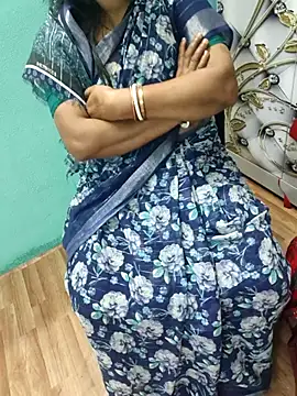 desi boudi87 online show from February 27, 2026, 8:36 am