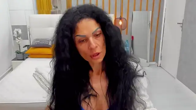 Snapshot of MarbellaRyder chatting on April 21, 2026, 3:51 pm MarbellaRyder online show from April 21, 2026, 3:51 pm