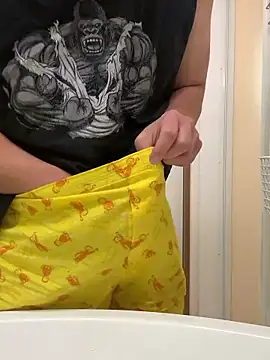 Snapshot of sukebegorilla chatting on February 8, 2026, 3:04 am sukebegorilla online show from February 8, 2026, 3:04 am