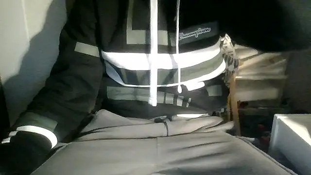 juju78jujuu online show from November 15, 2025, 6:56 pm