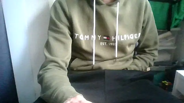 juju78jujuu online show from October 16, 2025, 7:05 am