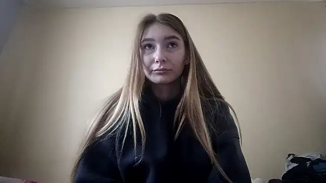 Nymera flare online show from November 13, 2025, 6:50 am