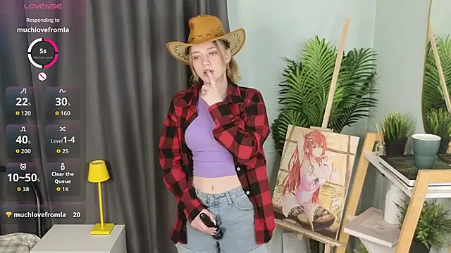 HollieCollelo online show from December 21, 2025, 3:08 am