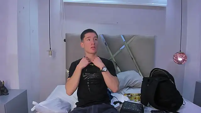 HunterHeat  online show from October 12, 2025, 12:17 pm