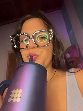 alilith online show from March 17, 2026, 8:34 pm