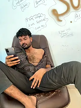 Snapshot of MeekBatgirl chatting on September 29, 2025, 5:58 am MeekBatgirl online show from September 29, 2025, 5:58 am