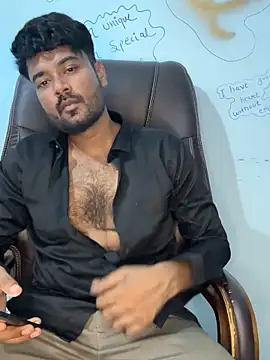 Snapshot of MeekBatgirl chatting on October 2, 2025, 3:15 pm MeekBatgirl online show from October 2, 2025, 3:15 pm