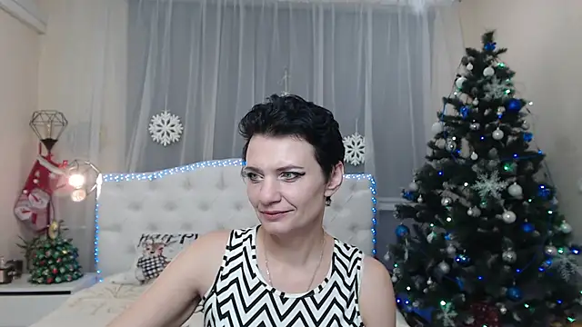 AvaSaturnian online show from November 29, 2025, 12:05 pm