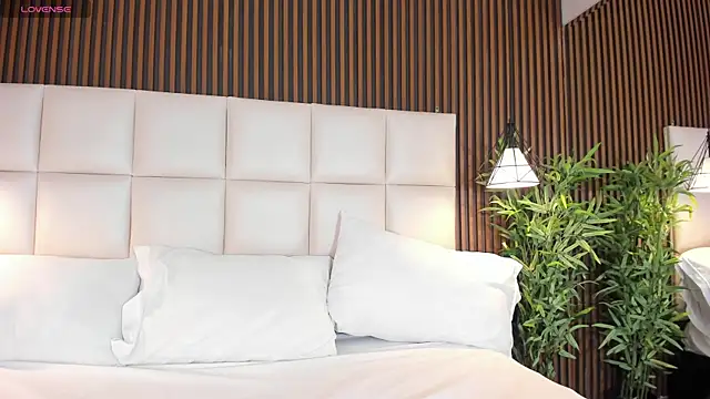 Snapshot of AnastasiaBlare chatting on February 24, 2026, 7:37 pm AnastasiaBlare online show from February 24, 2026, 7:37 pm