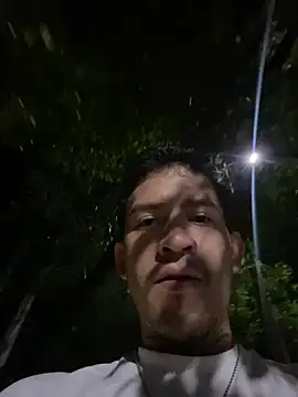 Snapshot of dilan_abraham12 chatting on May 31, 2026, 3:34 am dilan abraham12 online show from May 31, 2026, 3:34 am
