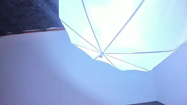 Snapshot of escar_let chatting on January 9, 2026, 4:08 am escar let online show from January 9, 2026, 4:08 am