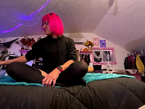 Snapshot of kinkycanner chatting on November 13, 2025, 1:09 am kinkycanner online show from November 13, 2025, 1:09 am