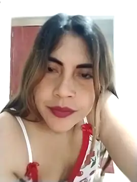 Snapshot of Camila_latina_0 chatting on October 8, 2025, 4:14 am Camila latina 0 online show from October 8, 2025, 4:14 am