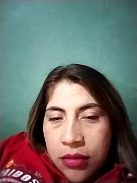 Snapshot of Camila_latina_0 chatting on October 13, 2025, 1:18 am Camila latina 0 online show from October 13, 2025, 1:18 am