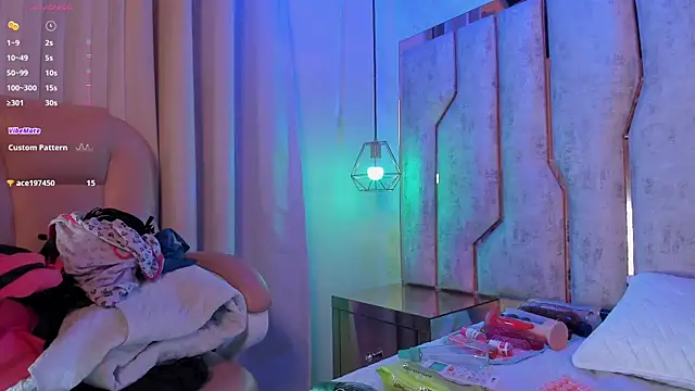 Snapshot of violet_sm chatting on September 10, 2025, 2:54 am violet sm online show from September 10, 2025, 2:54 am