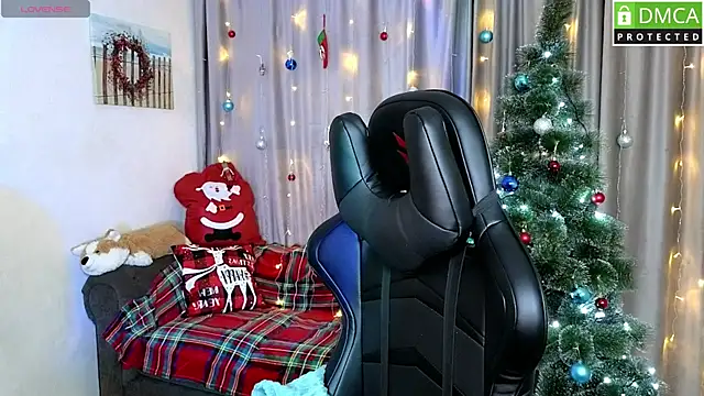 Snapshot of Roxy_foxi chatting on November 30, 2025, 1:06 am Roxy foxi online show from November 30, 2025, 1:06 am