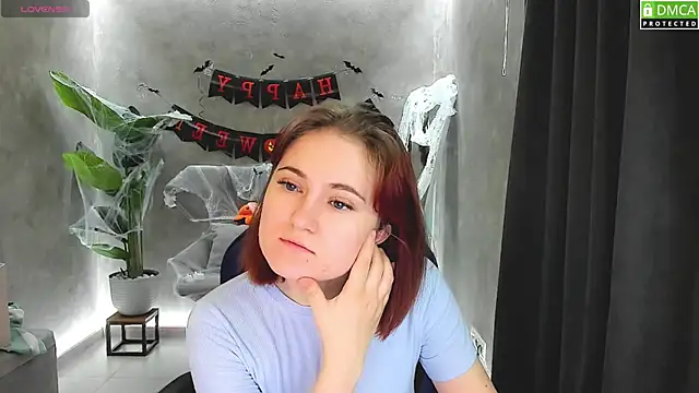 Snapshot of Roxy_foxi chatting on October 24, 2025, 1:04 am Roxy foxi online show from October 24, 2025, 1:04 am