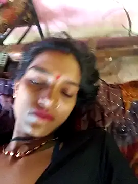 Snapshot of So_pinki chatting on July 9, 2026, 1:39 am So pinki online show from July 9, 2026, 1:39 am