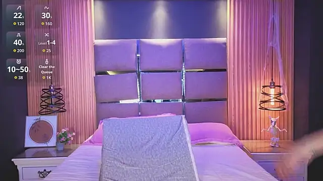 Snapshot of AlanaWalker9 chatting on December 18, 2025, 3:55 am AlanaWalker9 online show from December 18, 2025, 3:55 am