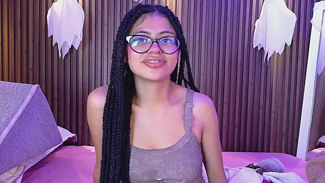 Snapshot of AlanaWalker9 chatting on October 30, 2025, 3:49 am AlanaWalker9 online show from October 30, 2025, 3:49 am