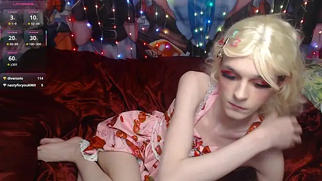 Snapshot of yutachka chatting on December 15, 2025, 11:10 pm yutachka online show from December 15, 2025, 11:10 pm