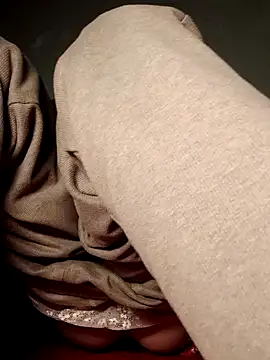 Snapshot of Ella3838 chatting on December 16, 2025, 1:15 pm Ella3838 online show from December 16, 2025, 1:15 pm