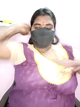 Snapshot of chubby_babitha-telugu chatting on December 13, 2025, 8:04 pm chubby babitha-telugu online show from December 13, 2025, 8:04 pm