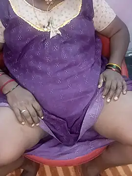 Snapshot of chubby_babitha-telugu chatting on November 10, 2025, 4:23 pm chubby babitha-telugu online show from November 10, 2025, 4:23 pm