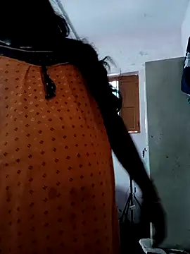 Snapshot of chubby_babitha-telugu chatting on October 21, 2025, 3:28 am chubby babitha-telugu online show from October 21, 2025, 3:28 am