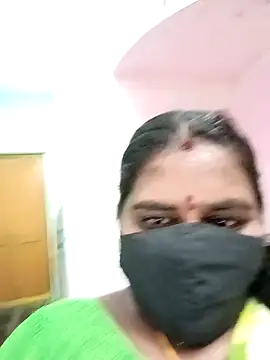 Snapshot of chubby_babitha-telugu chatting on October 21, 2025, 3:33 pm chubby babitha-telugu online show from October 21, 2025, 3:33 pm