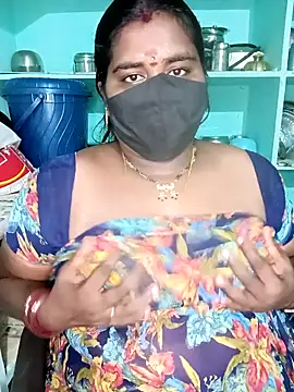 Snapshot of chubby_babitha-telugu chatting on December 4, 2025, 3:33 pm chubby babitha-telugu online show from December 4, 2025, 3:33 pm