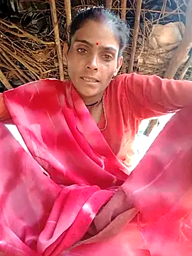 Snapshot of H_seema chatting on November 5, 2025, 4:26 am H seema online show from November 5, 2025, 4:26 am