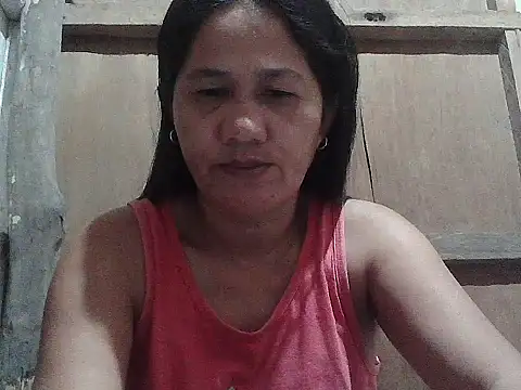 Snapshot of hotmama_063 chatting on May 5, 2026, 8:56 pm hotmama 063 online show from May 5, 2026, 8:56 pm