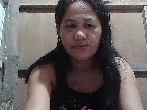 Snapshot of hotmama_063 chatting on April 17, 2026, 9:39 pm hotmama 063 online show from April 17, 2026, 9:39 pm