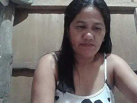 Snapshot of hotmama_063 chatting on May 21, 2026, 9:01 pm hotmama 063 online show from May 21, 2026, 9:01 pm
