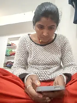 LUCKY cut online show from February 4, 2026, 7:25 am