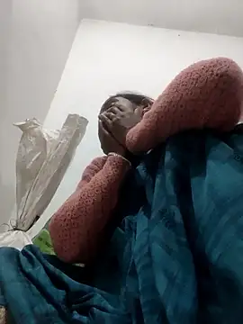 LUCKY cut online show from February 2, 2026, 1:54 pm